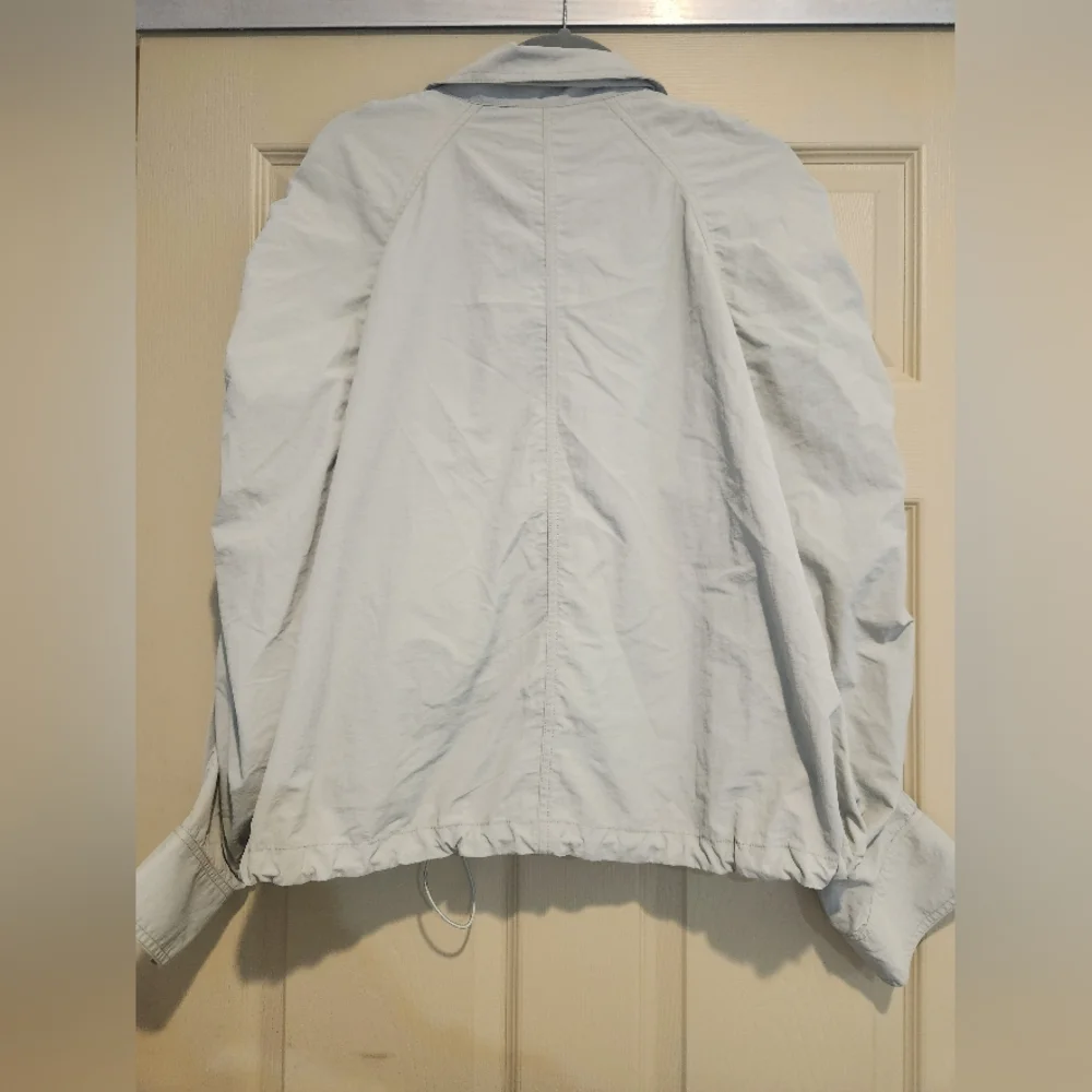NWOT Daily Practice Anthropologie Windbreaker Size Medium - Picture 13 of 13